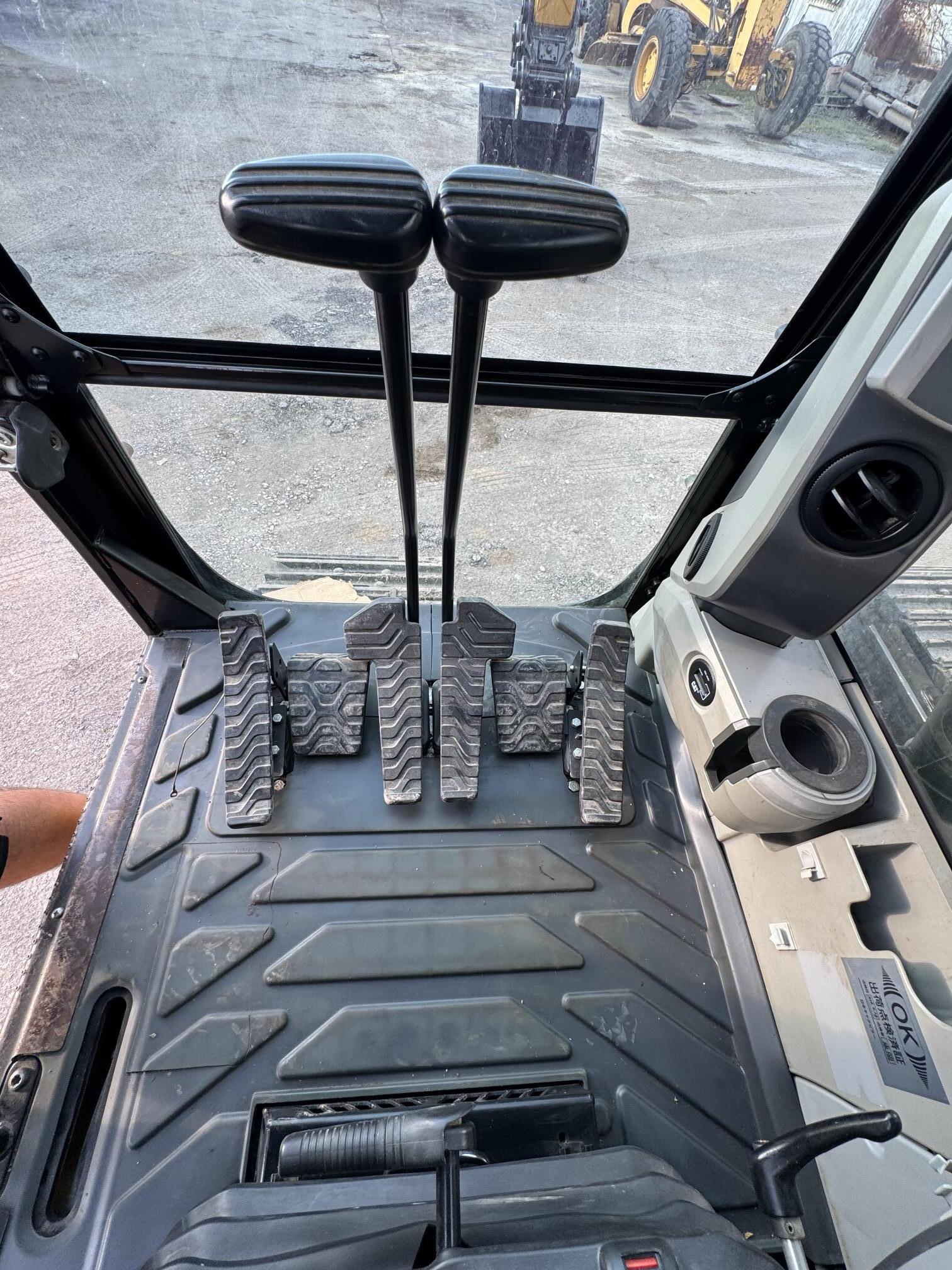 2017 CATERPILLAR 320 EL - Image 8